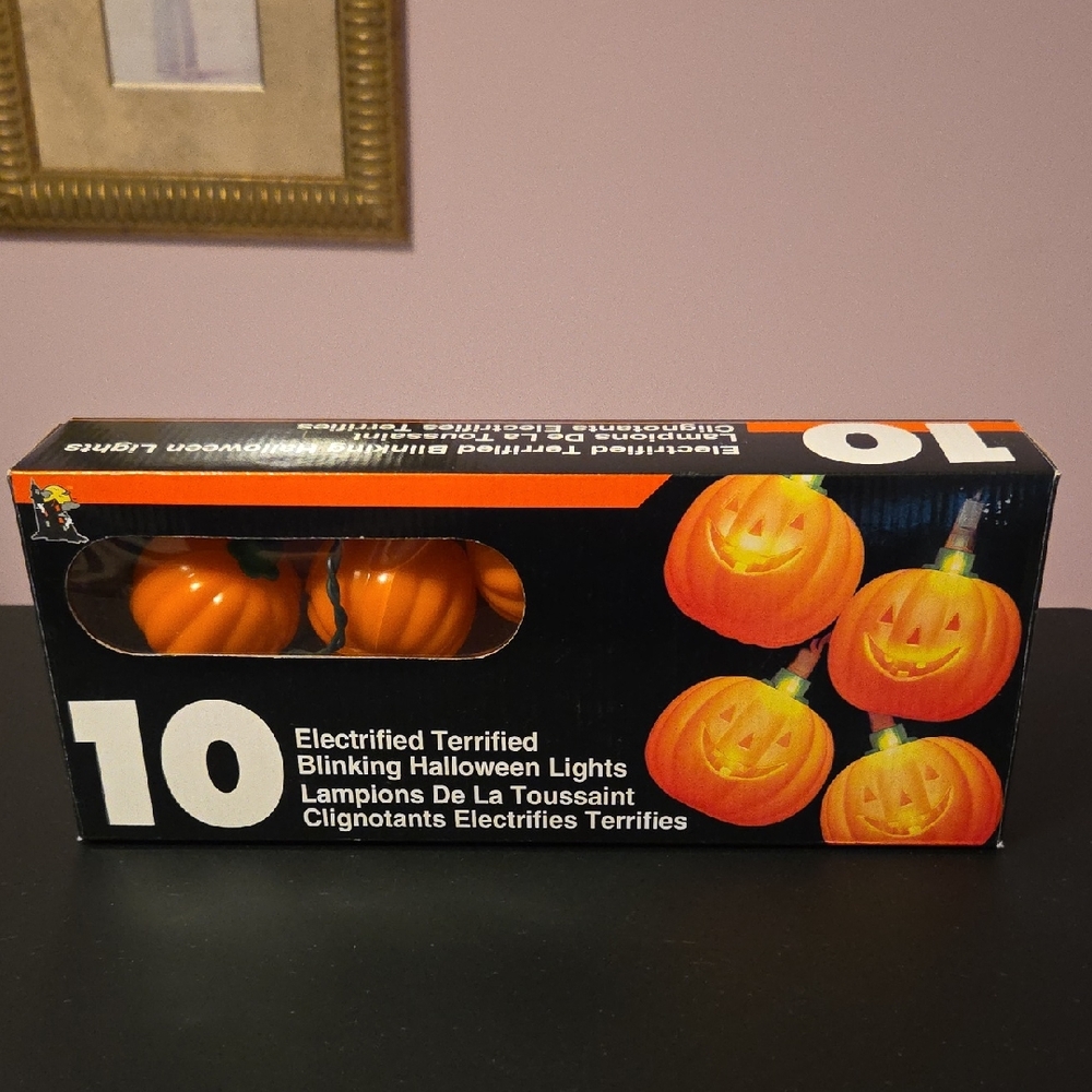 Orange Pumpkin Blinking Halloween String Lights - Electrified